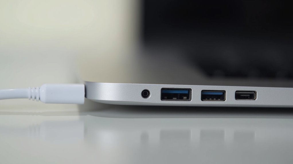 dostarczanie mocy i zgodność